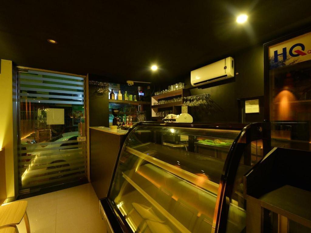 Hotel Family Treasure Yangon Exterior foto