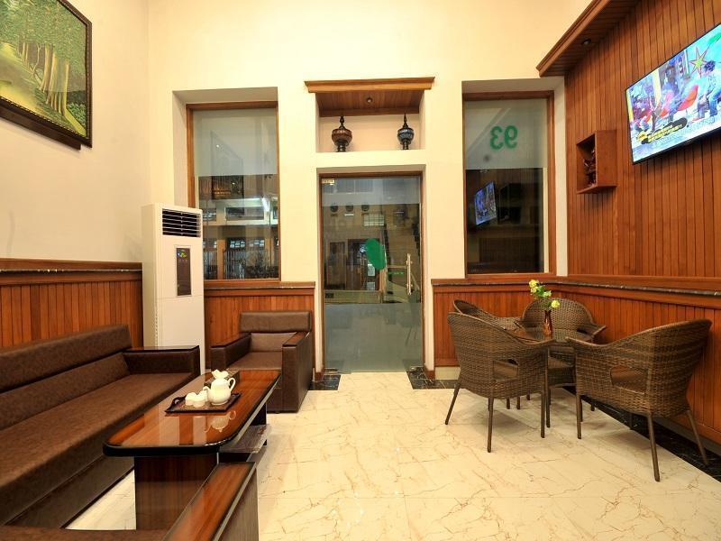 Hotel Family Treasure Yangon Exterior foto